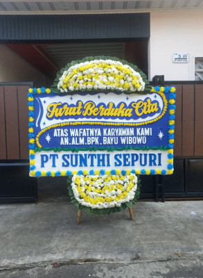 Papan Bunga Duka di Kertak Hanyar